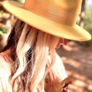 Join me on the BOHO discovery 🦋✨✨